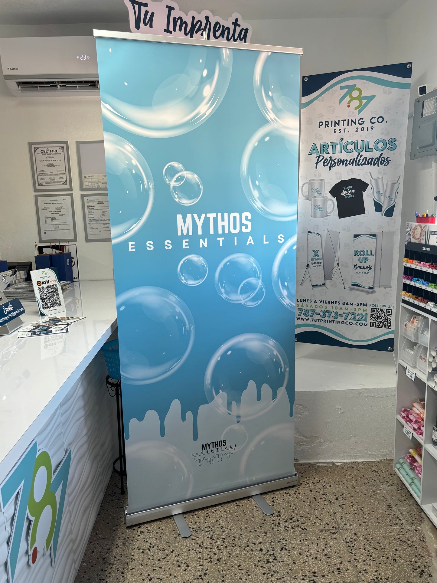 Roll Up Banner
